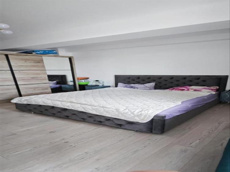 Apartament cu 3 camere decomandat, mobilat în Bucșinescu