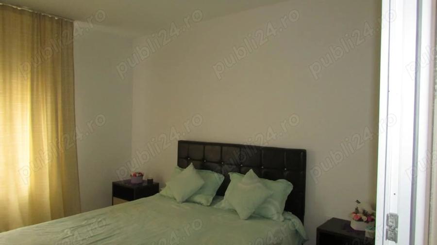 Casă cu 6 camere cu Teren 850 Mp în Ultracentral