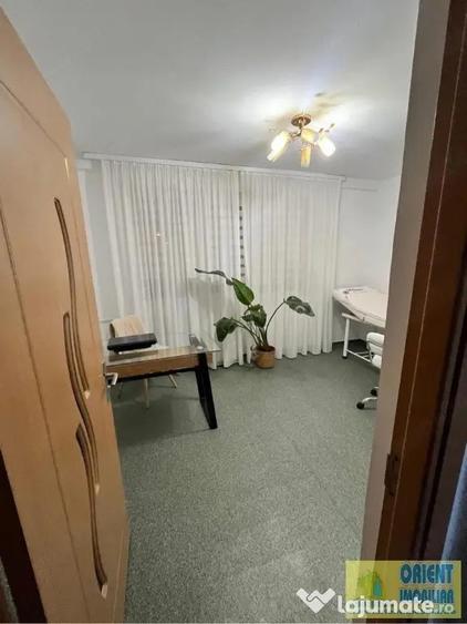 Centru, Colonadelor, de inchiriat 2 camere, nemobilat, parter - 2