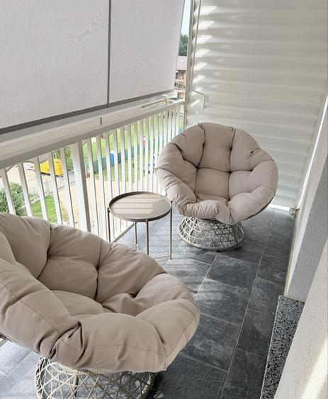 Apartament cu 3 camere decomandat în Mogoșoaia