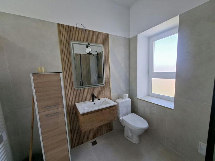 Apartament cu 3 camere decomandat, mobilat în Trei Stejari