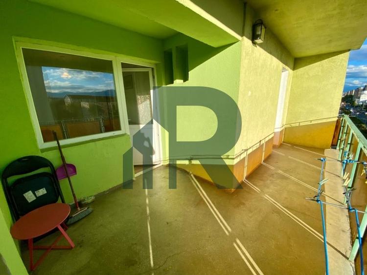 Apartament cu 3 camere decomandat, mobilat în Mihai Viteazul