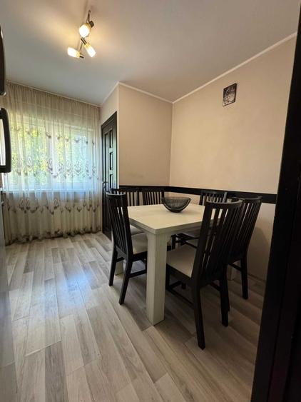 Apartament cu 3 camere decomandat în Burdujeni