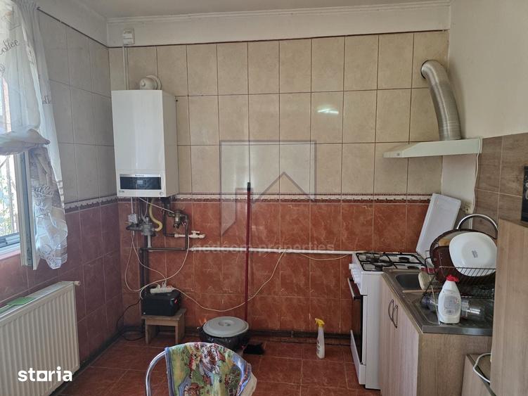 Casă cu 2 camere cu Teren 223 Mp în Central