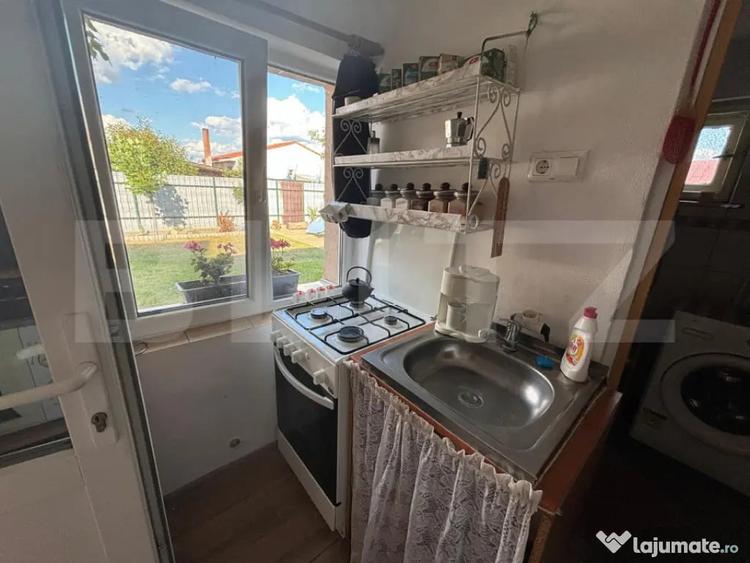 Casă cu 5 camere cu Teren 1200 Mp în Central