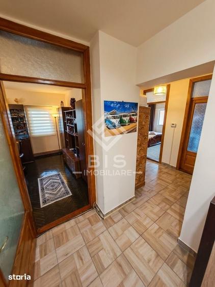 Apartament cu 4 camere decomandat în Ultracentral