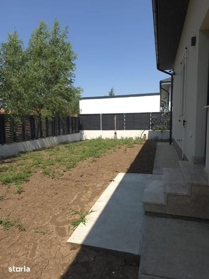 Casă cu 4 camere cu Teren 357 Mp în Central