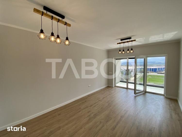 Apartament cu 3 camere decomandat în Cristian