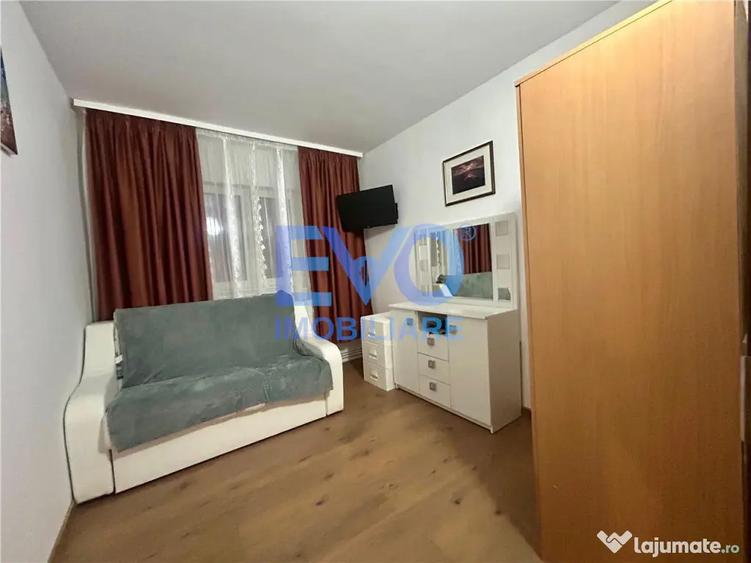 Apartament cu 3 camere decomandat în Baza 3
