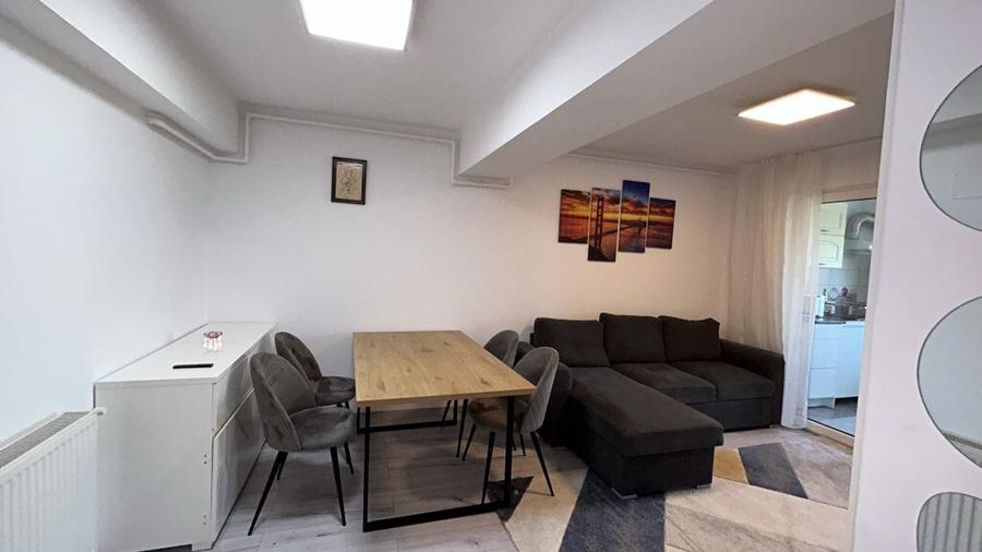 Apartament cu 2 camere semidecomandat în Central
