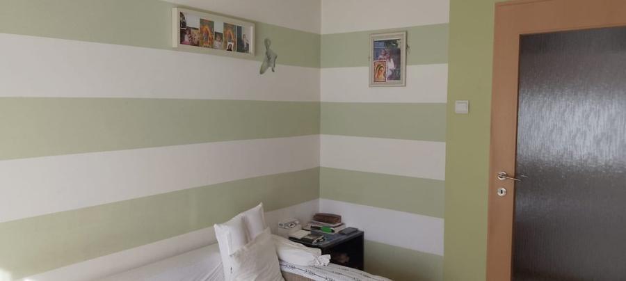 Apartament cu 3 camere semidecomandat în Șagului