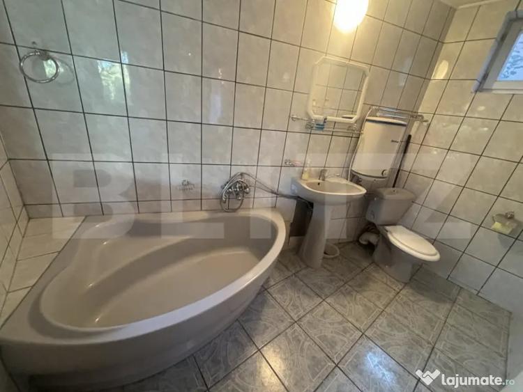 Casă cu 2 camere cu Teren 1021 Mp în Viile Satu Mare