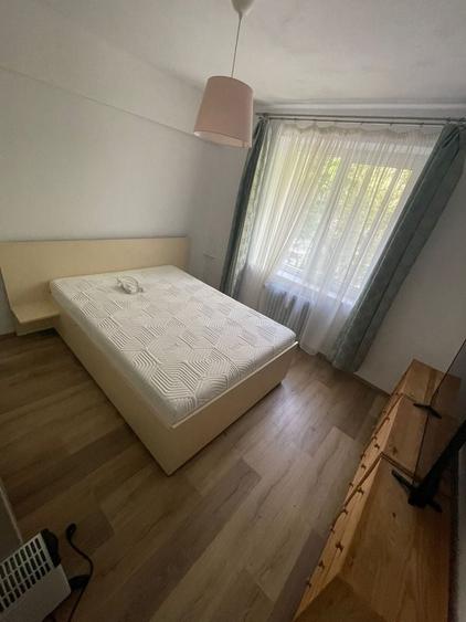 Apartament cu 2 camere semidecomandat în Basarabia