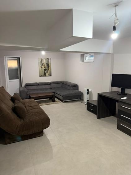 Apartament 3 camere  59,9 MP Zona Teilor - 2