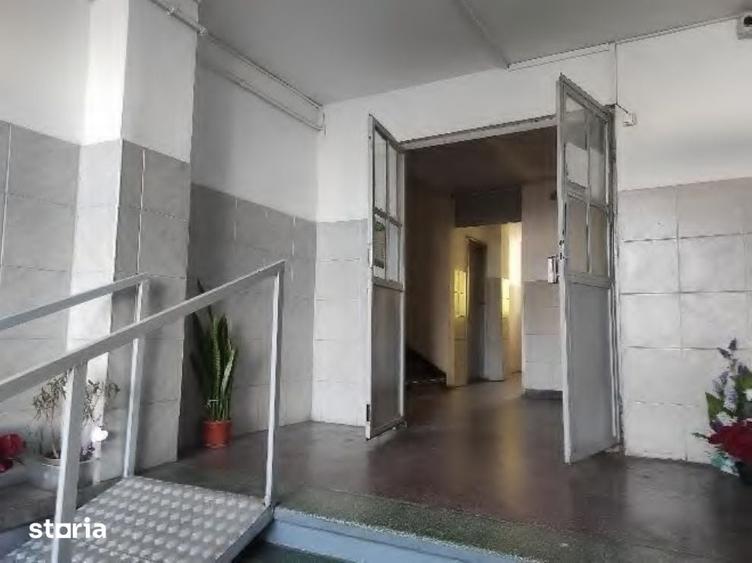 Apartament cu 3 camere în Militari