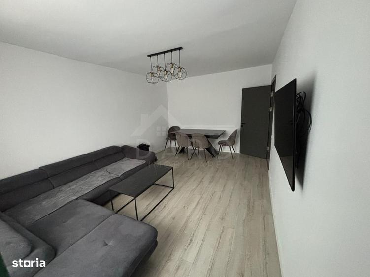 Apartament cu 3 camere decomandat în Diamant