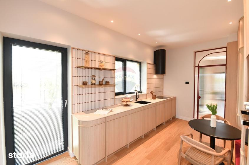 Casă cu 4 camere cu Teren 355 Mp în Corbeanca