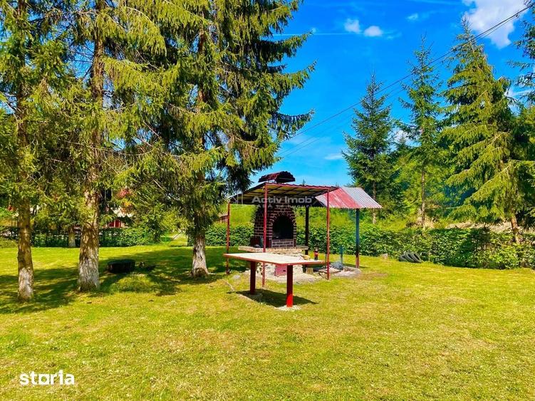 Casă cu 7 camere cu Teren 1035 Mp în Central