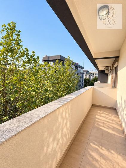 Apartament cu 3 camere decomandat în Metalurgiei