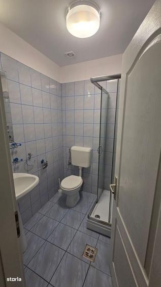 Spațiu comercial, de 16 mp, în Central
