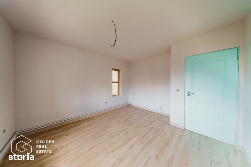 Casă cu 4 camere cu Teren 450 Mp în Pecica