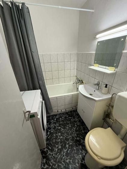 Garsonieră decomandată în Micălaca