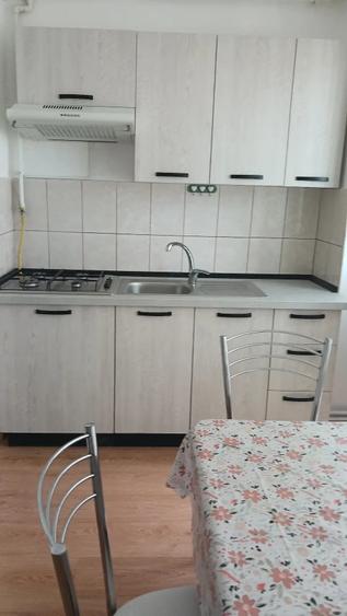 Apartament cu 2 camere decomandat în Traian