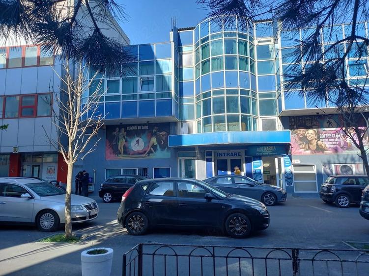 Spațiu comercial, de 1,117 mp, în Central