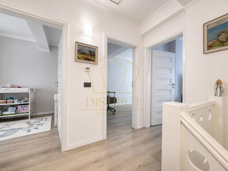 Duplex cu 4 camere cu Canalizare în Dumbrăvița
