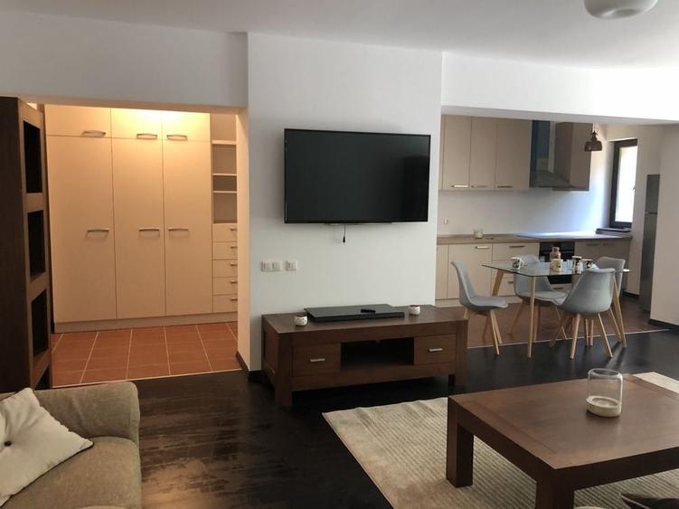 Apartament cu 2 camere decomandat în Răcădău