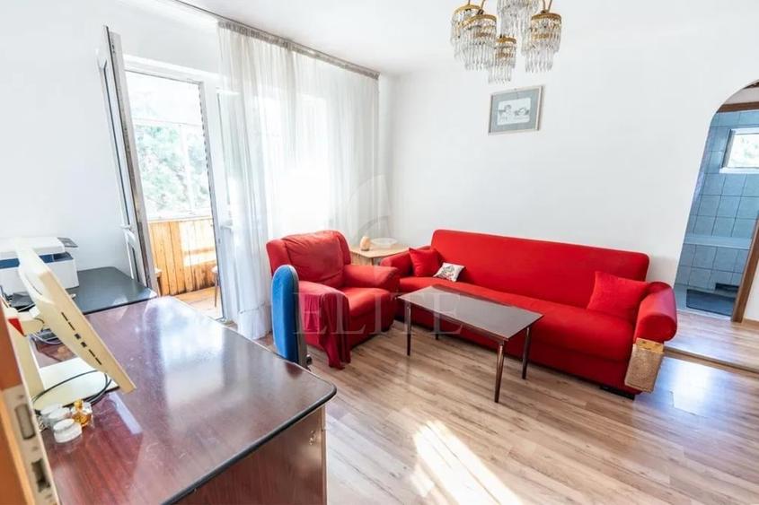 Apartament cu 3 camere semidecomandat, mobilat în Mănăștur