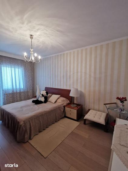 Casă cu 4 camere cu Teren 450 Mp în Central