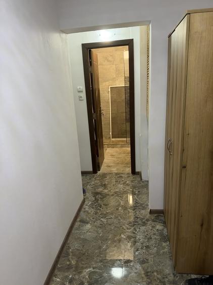 Apartament cu 2 camere decomandat în Vitan