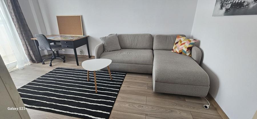 Apartament cu 2 camere decomandat în Faleză