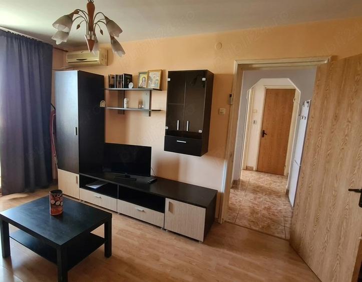 Apartament cu 2 camere decomandat în Drumul Taberei