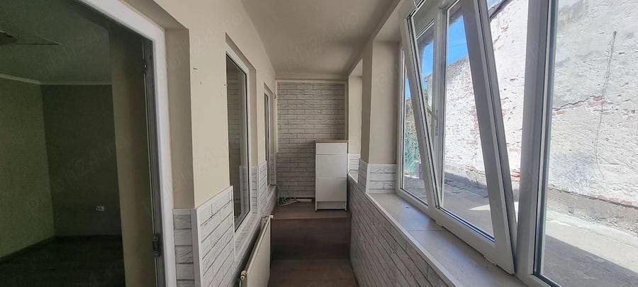 Vand casa situata in Pitesti, zona centrala - 2