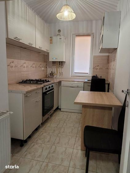 Apartament cu 2 camere decomandat în Florești — fotografia 1