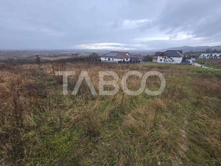 Teren Construcții intravilan de 423 mp, în Bungard