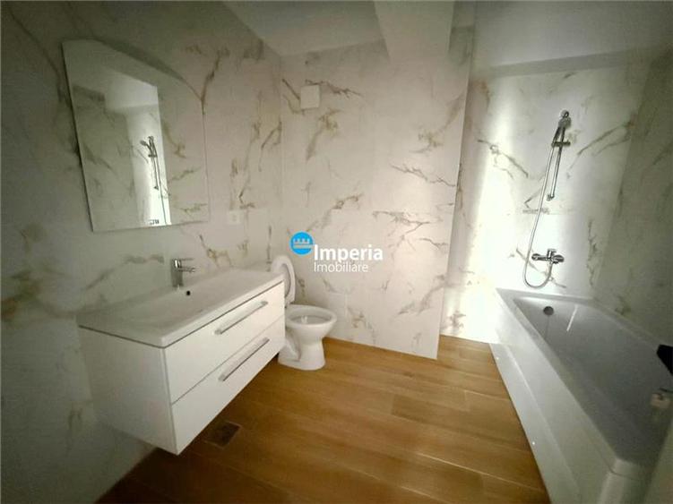 Apartament cu 3 camere decomandat în Valea Lupului