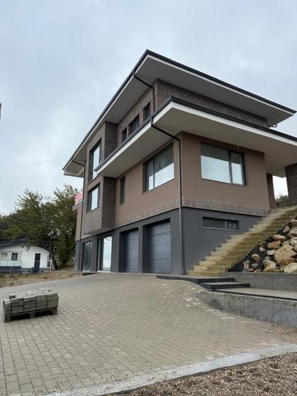 Casă individuală cu 4 camere cu Teren 700 Mp în Făget