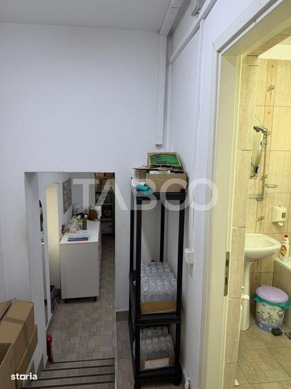 Spațiu comercial, de 60 mp, în Central