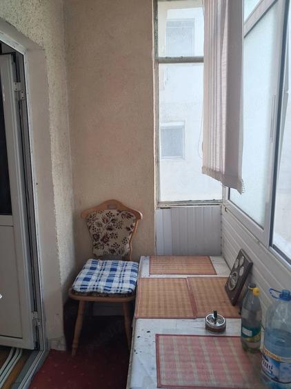 Apartament cu 3 camere decomandat în Buzaului