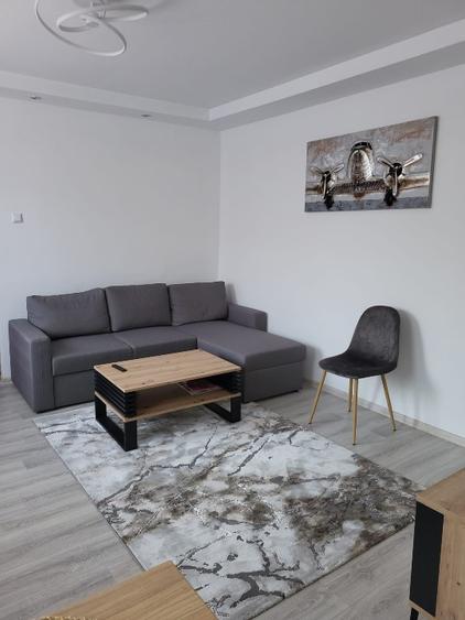 Casă individuală cu 3 camere cu Teren 300 Mp în Central