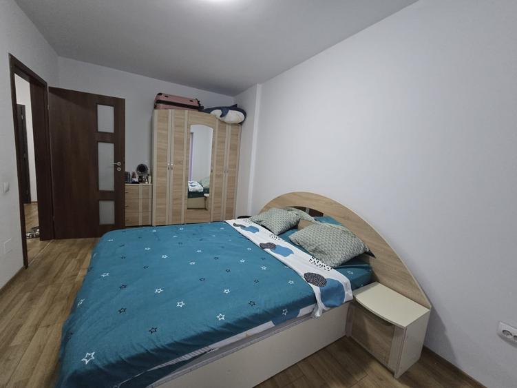 Apartament cu 2 camere semidecomandat în Mărăști
