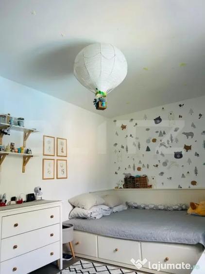 Casă cu 4 camere cu Teren 350 Mp în Central