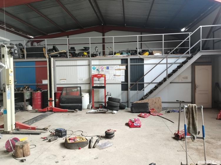 Spațiu comercial, de 360 mp, în Sânpetru