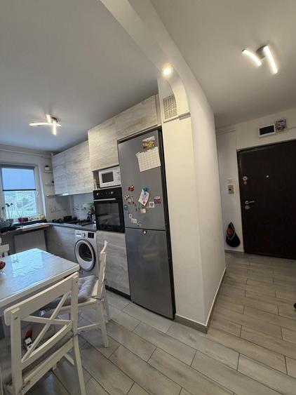 Apartament cu 3 camere decomandat în Drumul Carului
