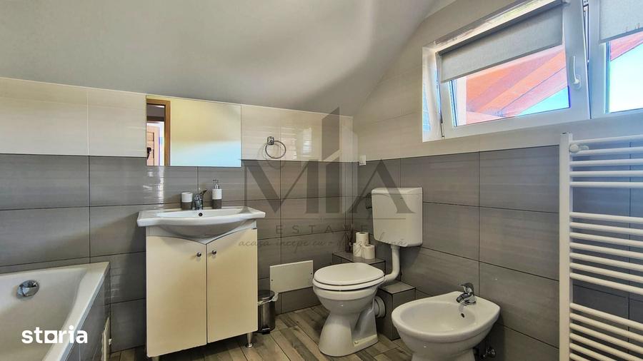 Casă cu 4 camere cu Teren 250 Mp în Tokai
