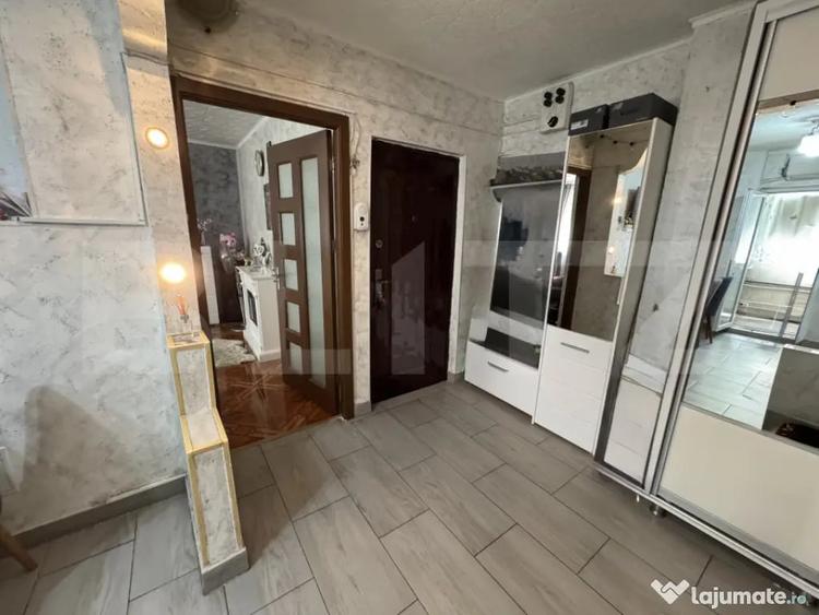 Apartament cu 2 camere decomandat în Lăpuș Argeș