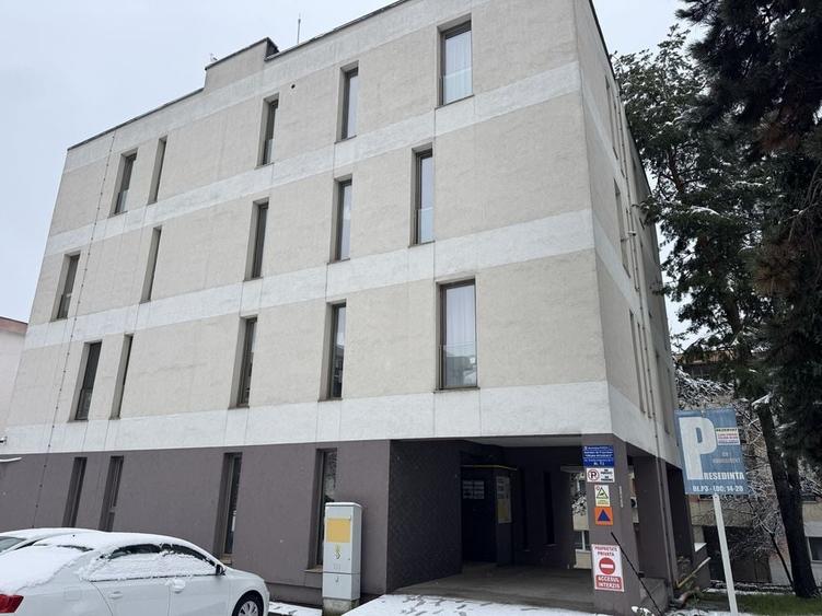 Apartament cu 2 camere decomandat în Eremia